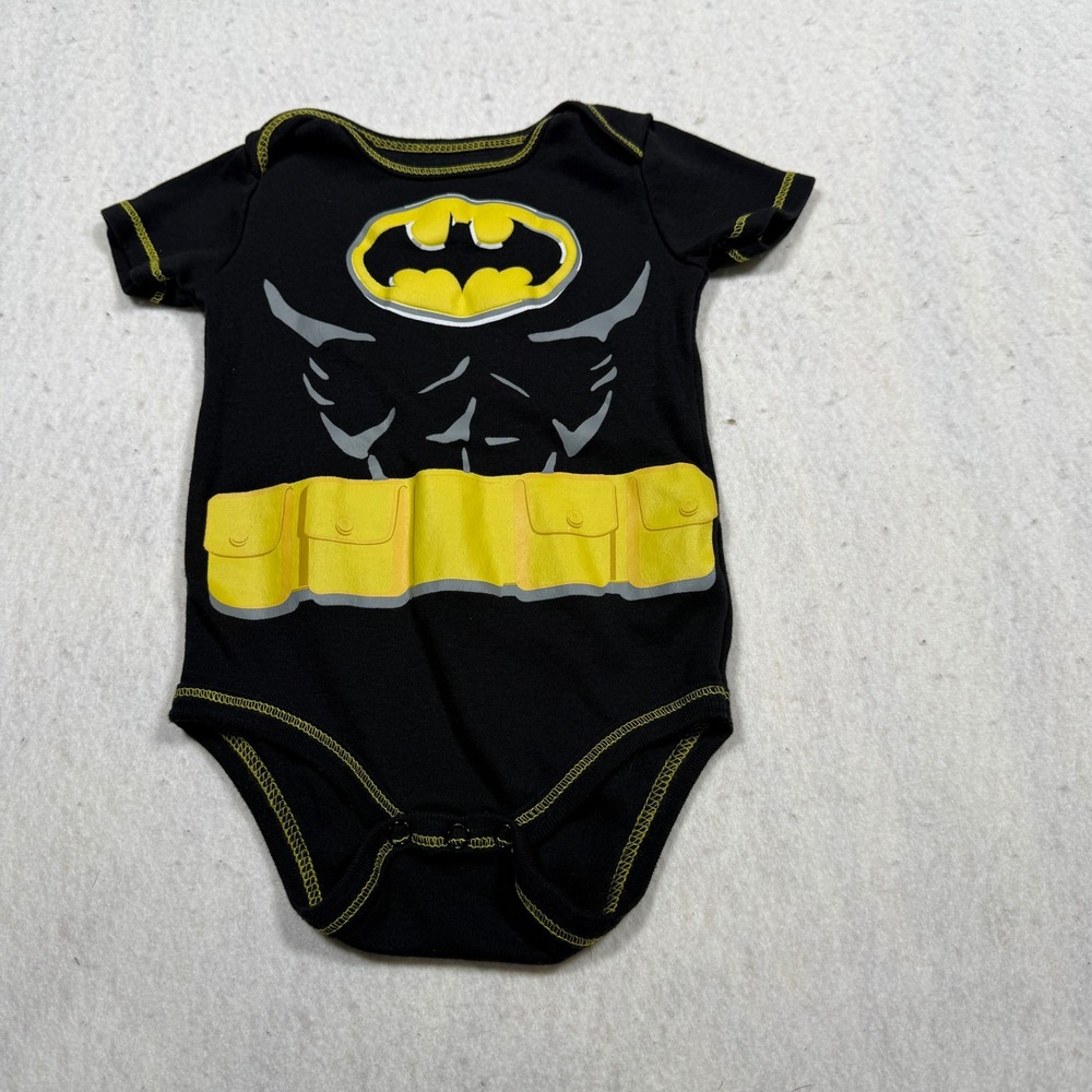DC Comics Batman Infant Bodysuit Black Yellow Costume Graphic 6-9 Months